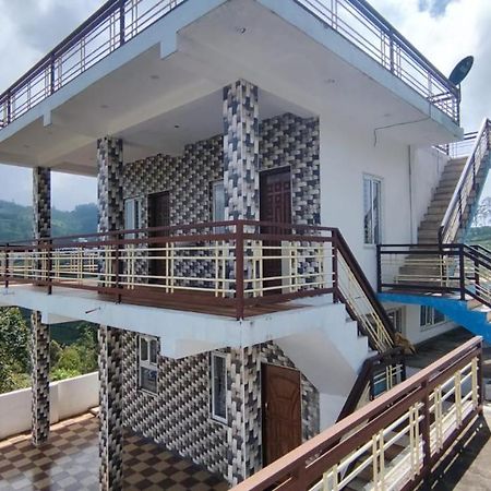 Sandy 4 Bhk Homestay - Only Adults Allowed Udagamandalam Exterior foto