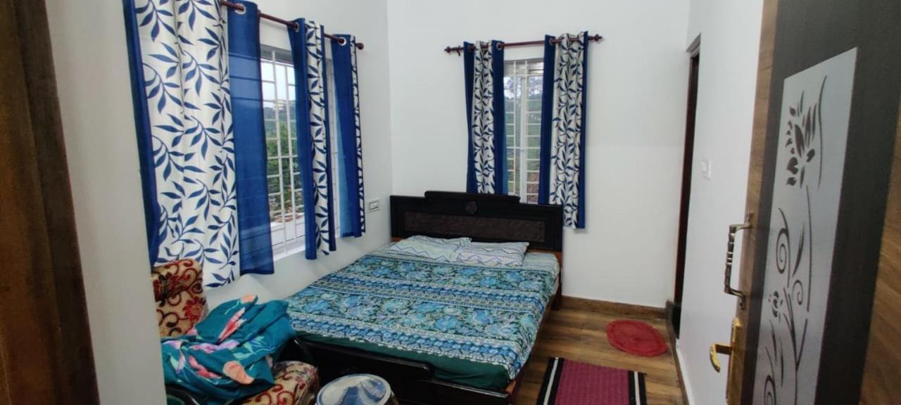 Sandy 4 Bhk Homestay - Only Adults Allowed Udagamandalam Exterior foto