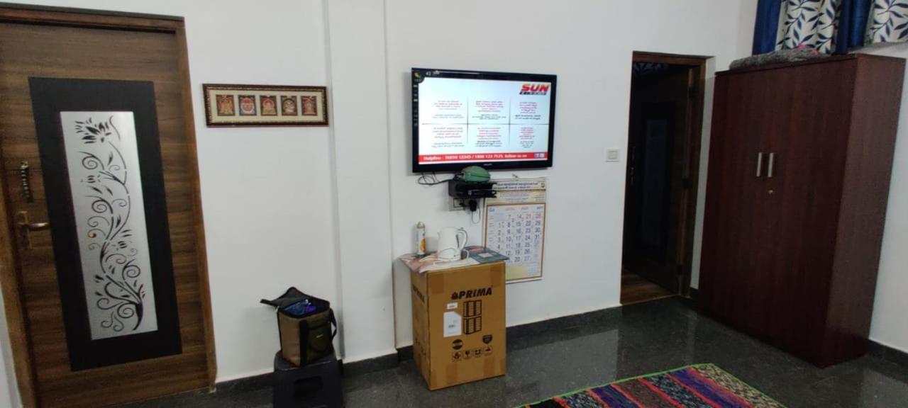 Sandy 4 Bhk Homestay - Only Adults Allowed Udagamandalam Exterior foto